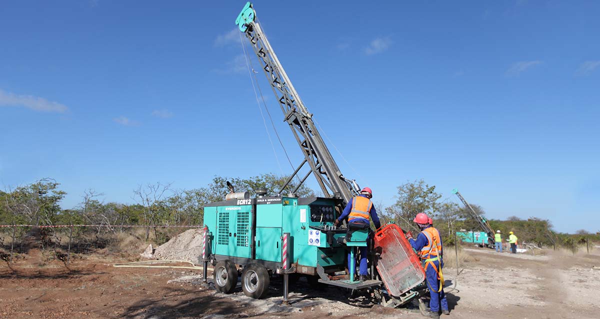 everdigm core drill rig_main00.jpg