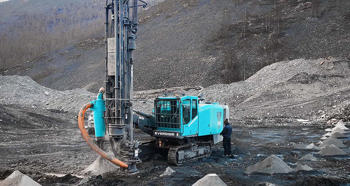 everdigm DTH Drill rig_main01.jpg