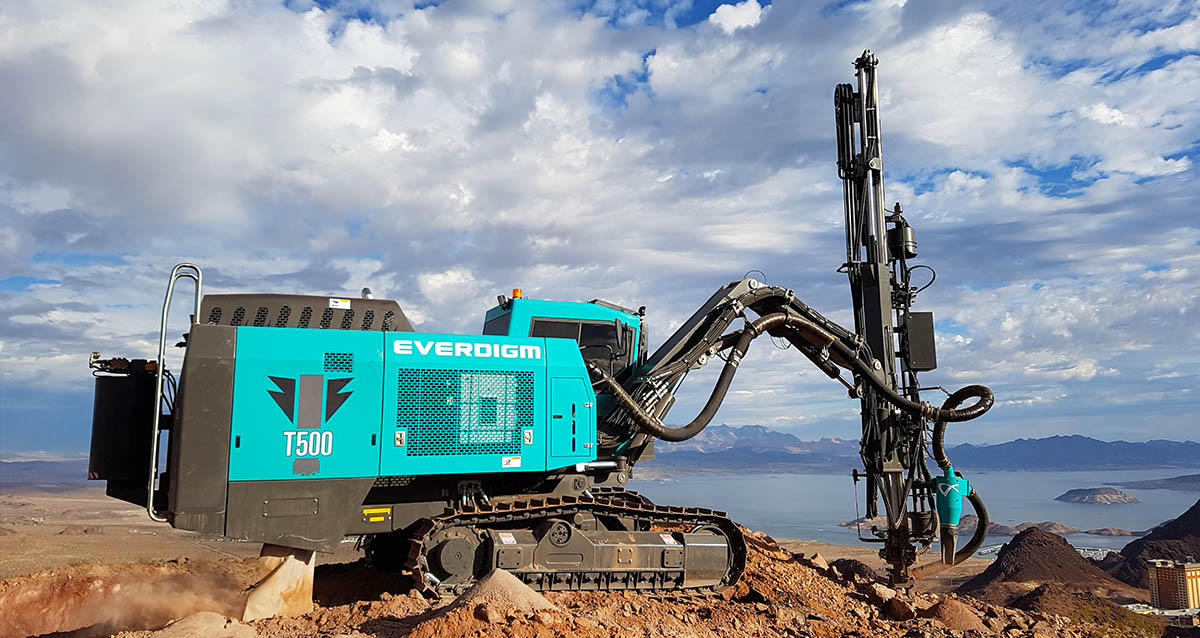 everdigm T500_Top Hammer Drill rig_main02.jpg